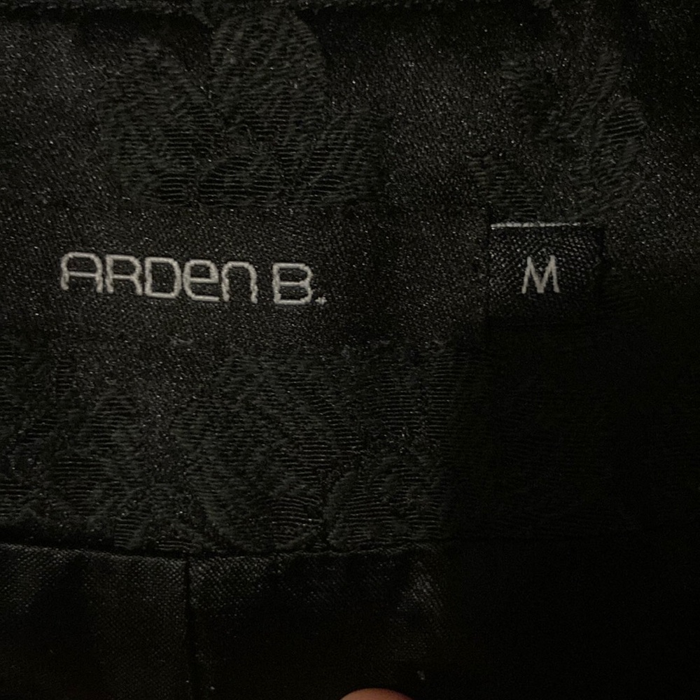 Arden B Black Silky